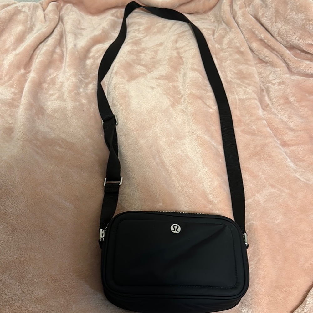 Crossbody camera bag 2L